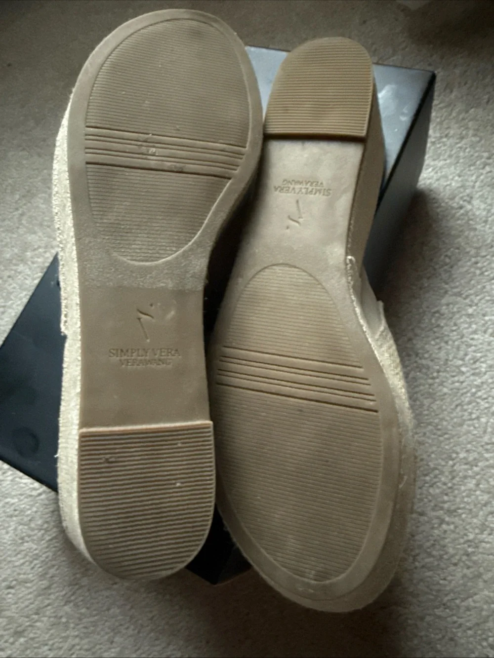 Simply Vera Braeburn Wedge Sandals - Color Natural - Size 9
